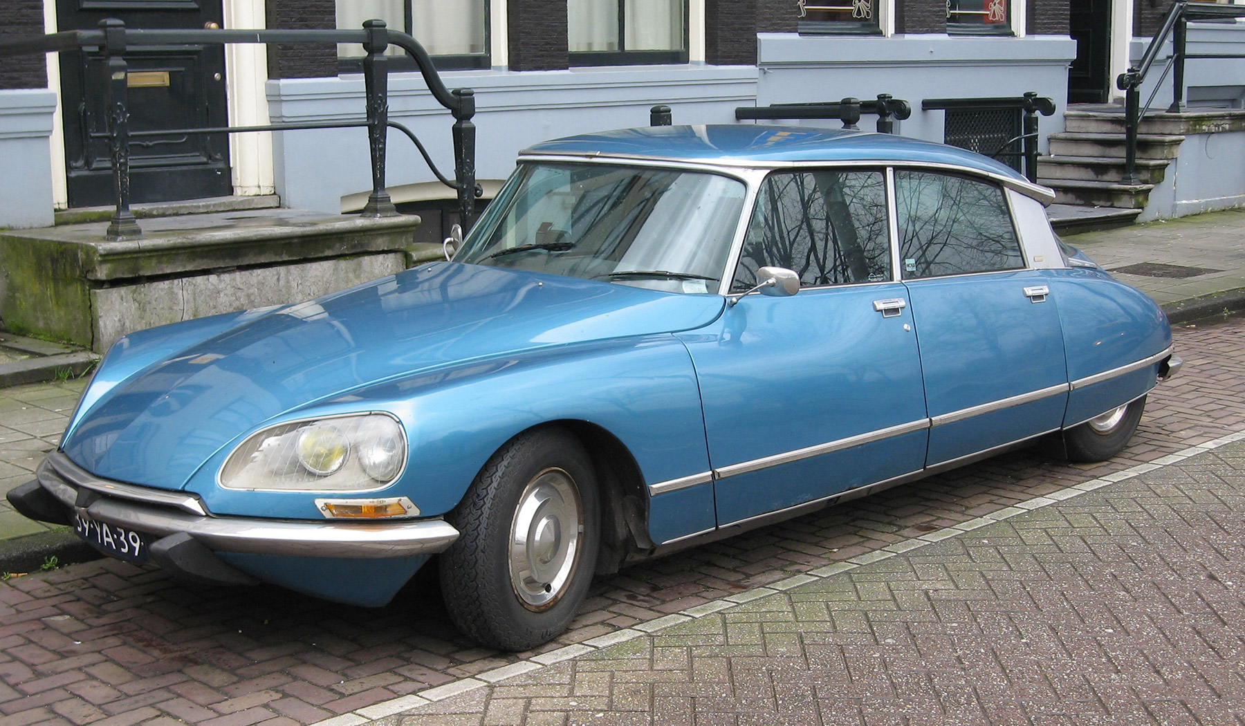 Citroën DS // Tiburón