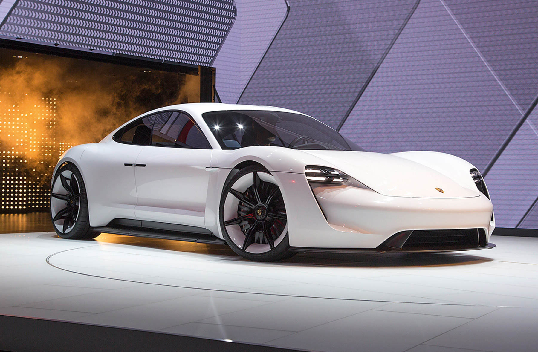 deportivo eléctrico