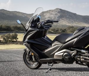 Kymco AK 550
