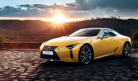 Lexus LC 500h Yellow Edition