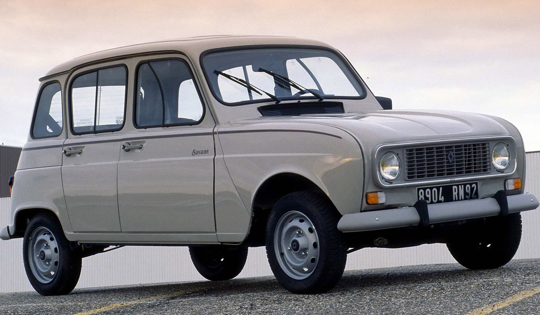 curiosidades cuatro latas