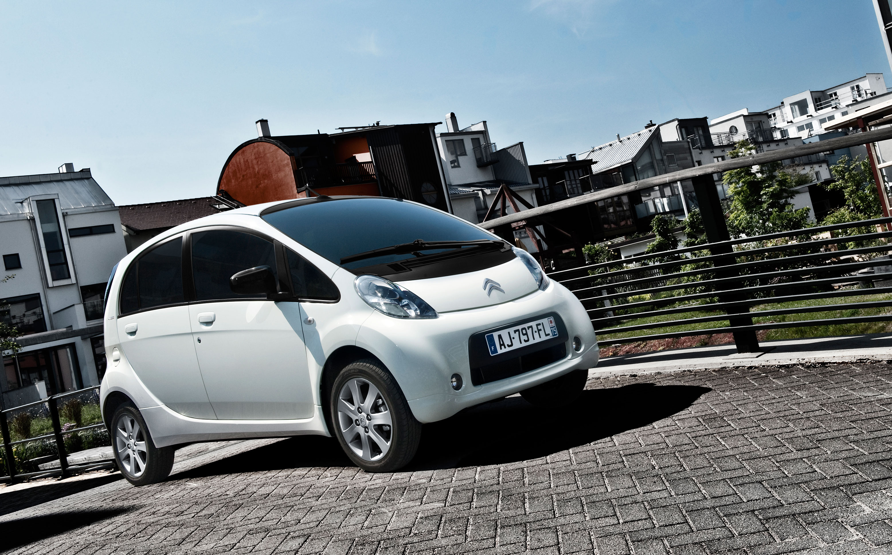 Citroën C-Zero // 19.690 euros