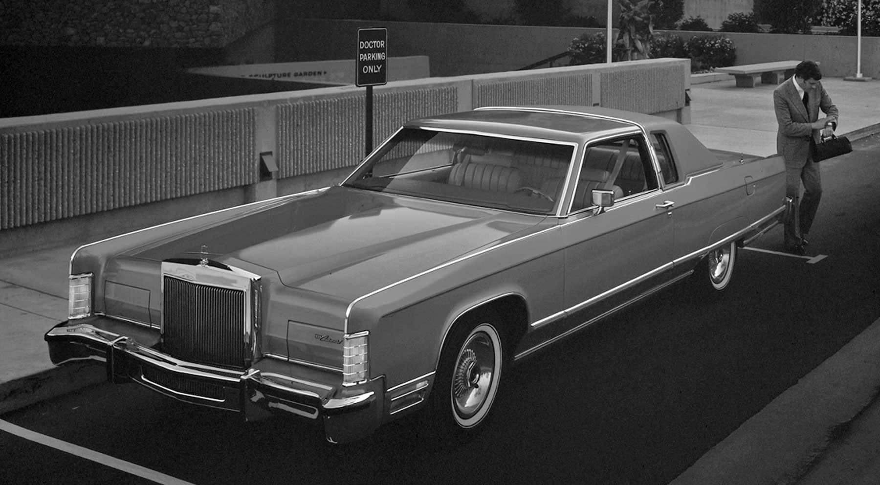 Techo panorámico practicable // 1973