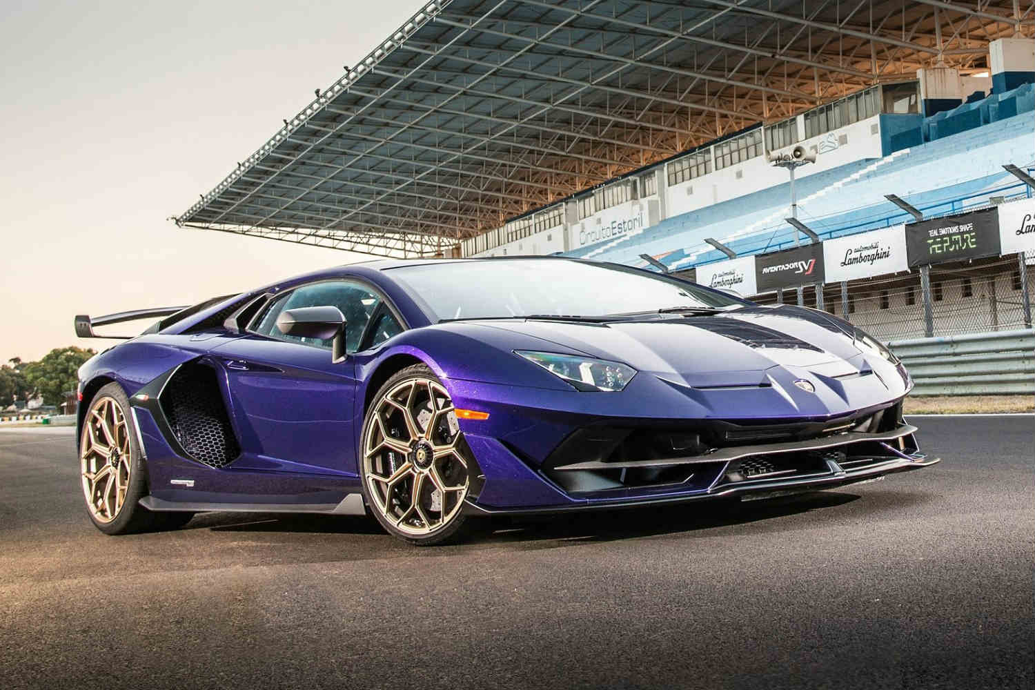 Lamborghini Aventador SVJ