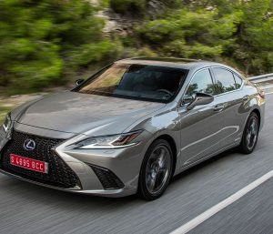 Lexus ES