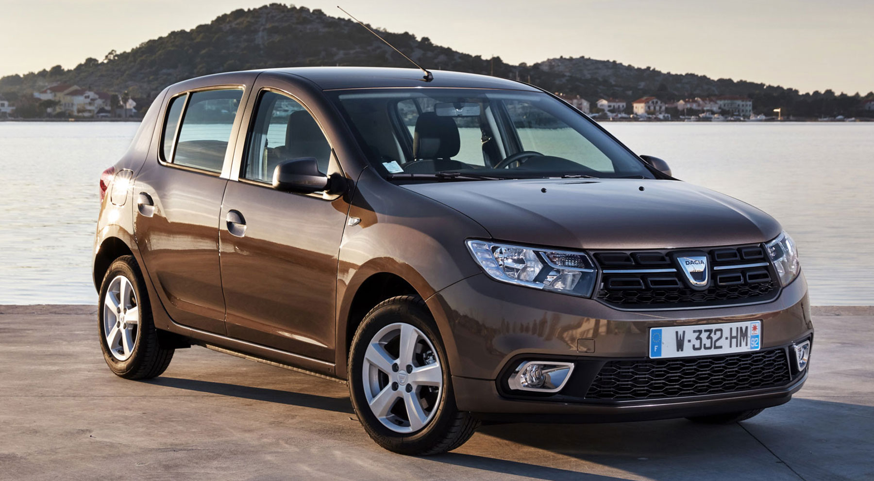 Dacia Sandero // 320 litros