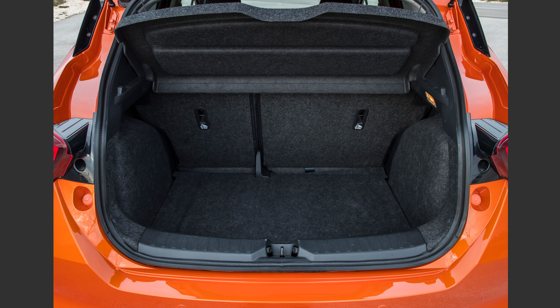 Nissan Micra // 300 litros