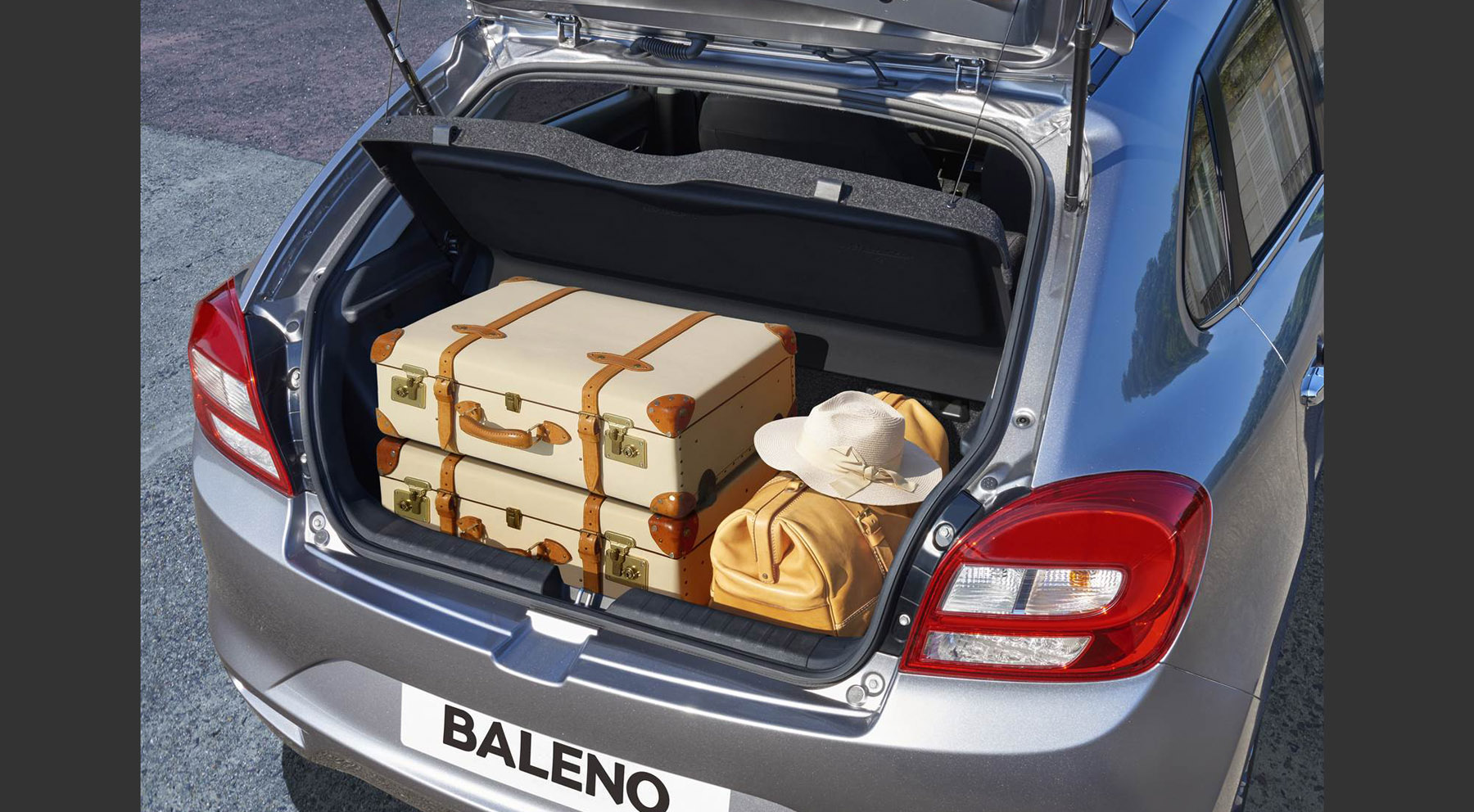 Suzuki Baleno // 355 litros