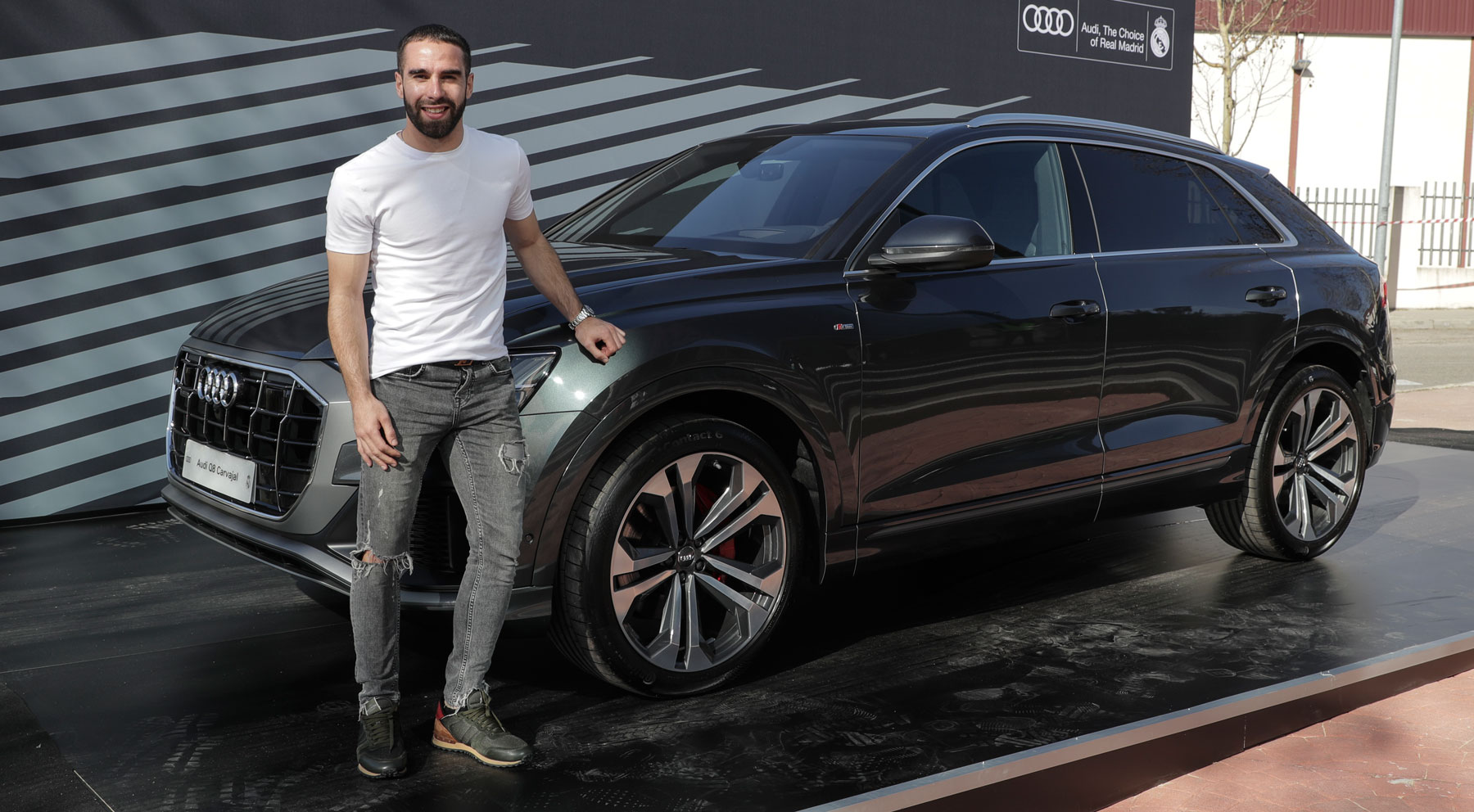 Dani Carvajal // Audi Q8 50 TDI