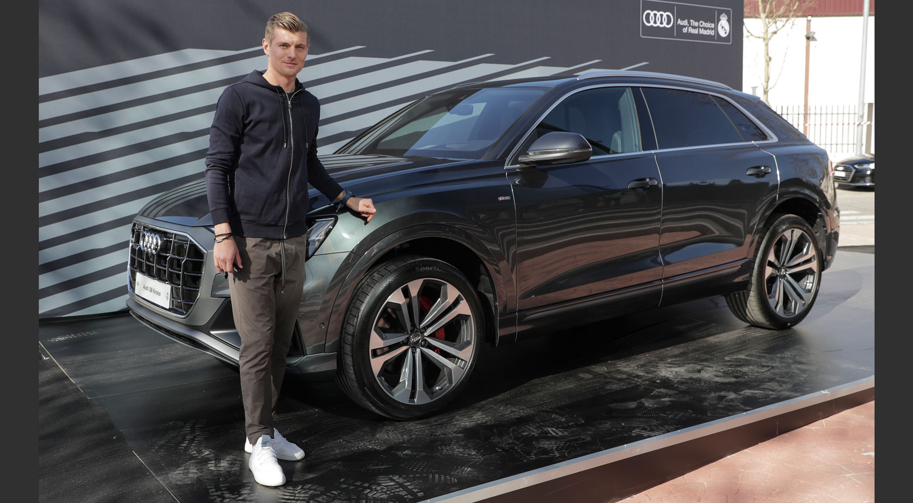 Toni Kroos // Audi Q8 50 TDI