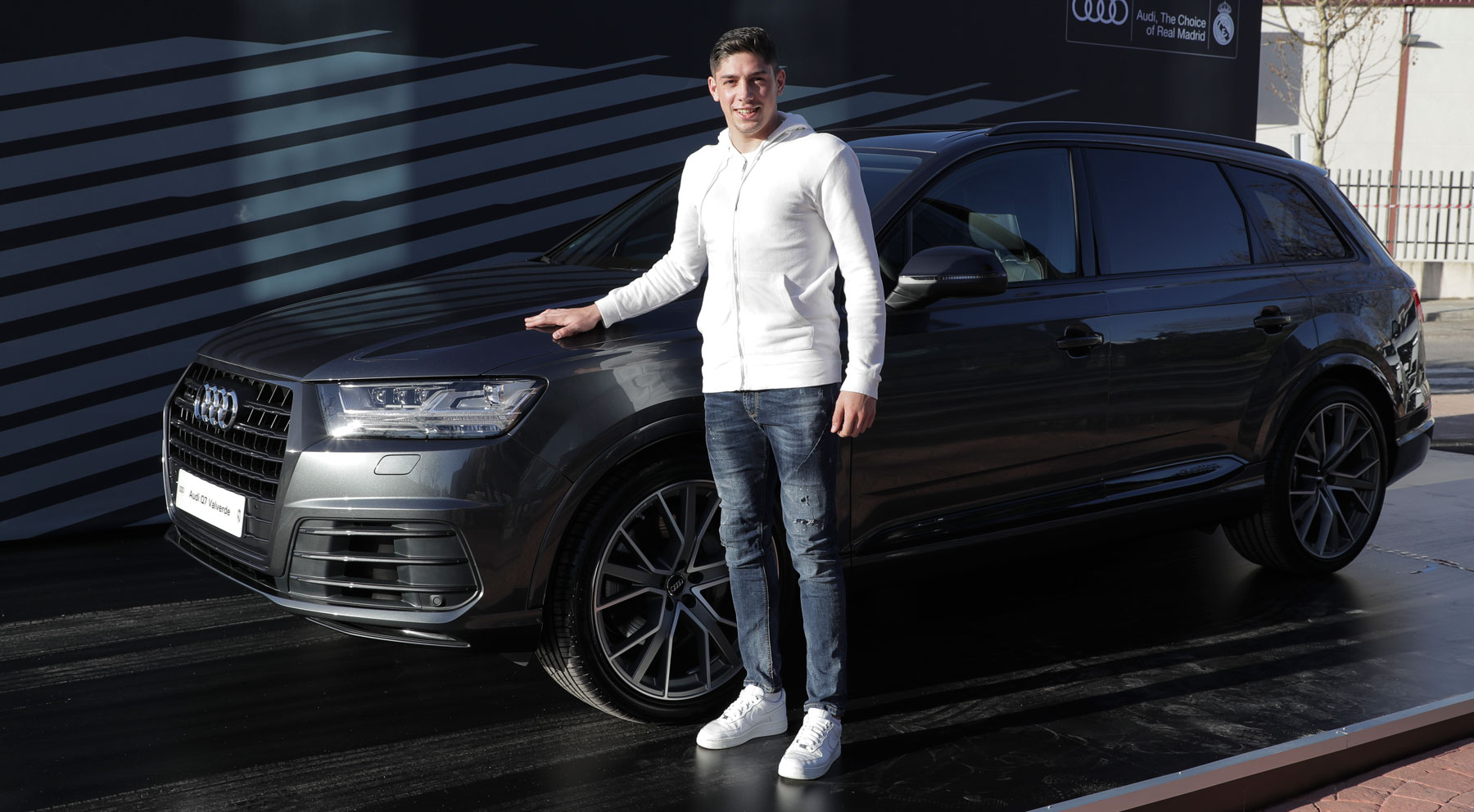 Fede Valverde // Audi Q7 50 TDI