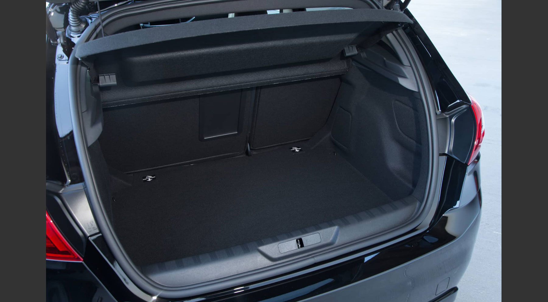 Peugeot 308 // 398 litros