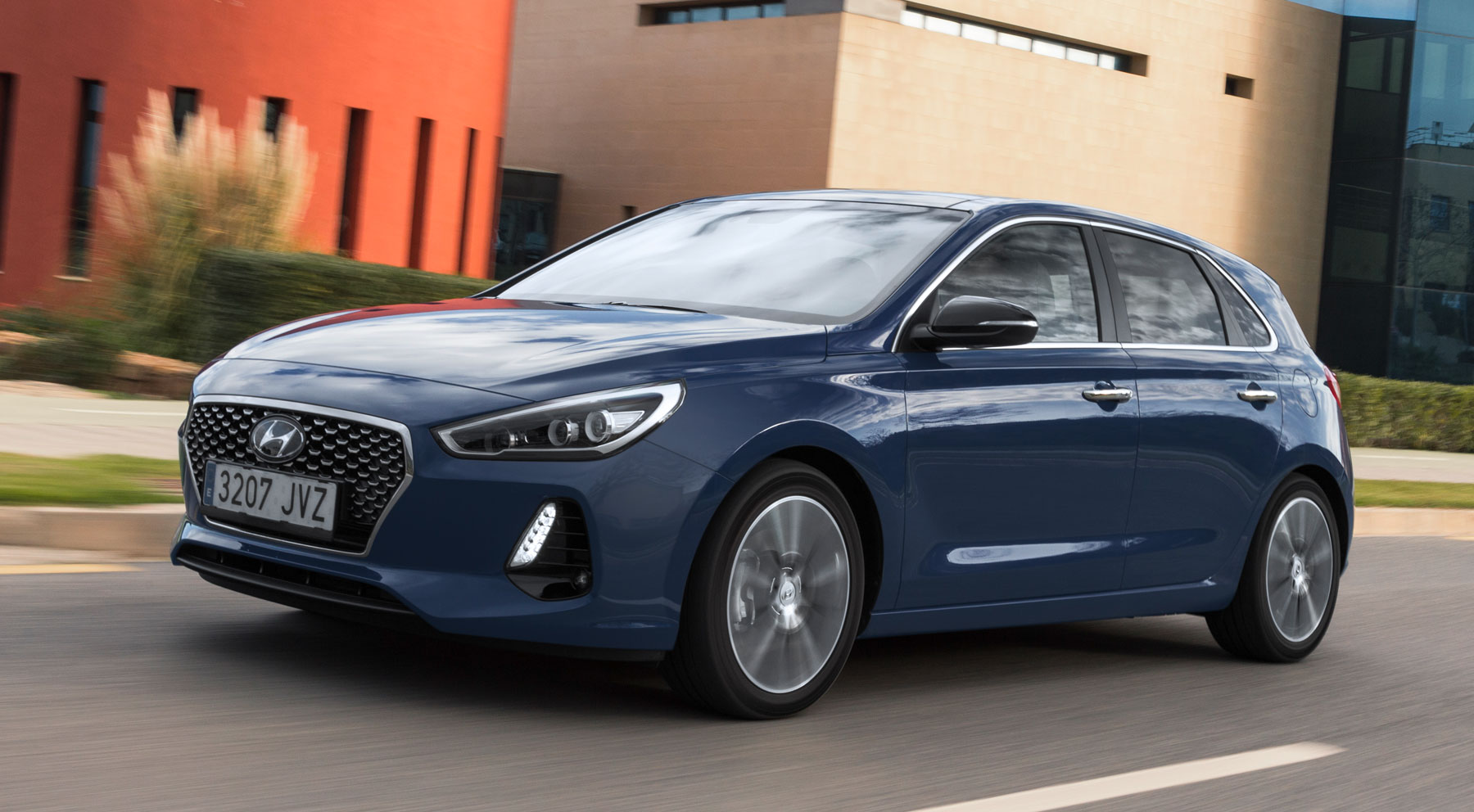 Hyundai i30 // 395 litros