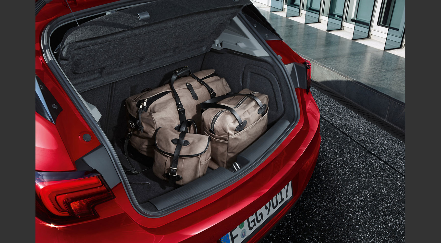 Opel Astra // 370 litros