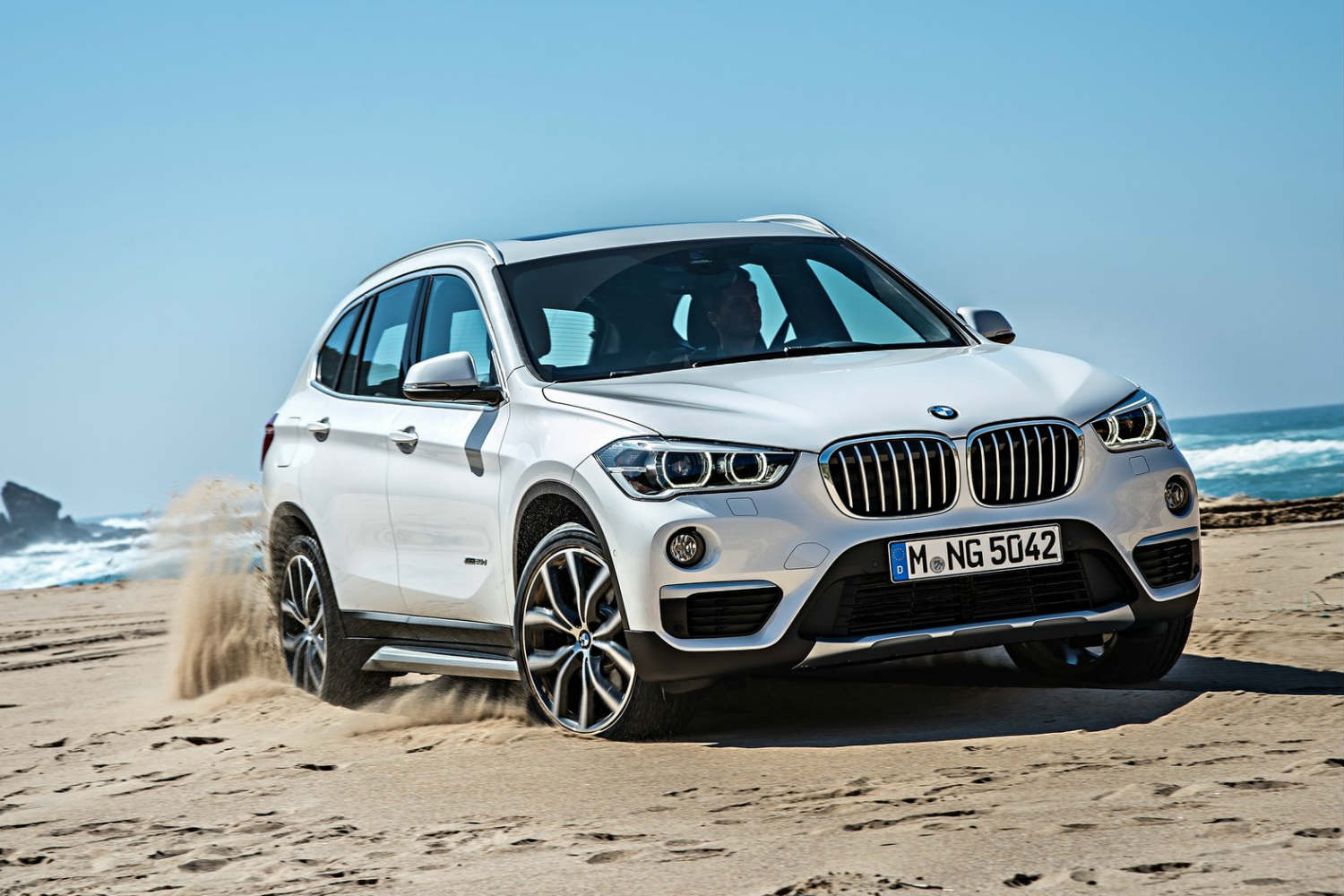 BMW X1 // desde 33.400 euros