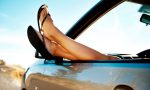 ¿Pueden ponerte una multa por conducir con chanclas?
