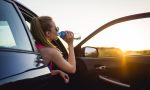 Ocho consejos sencillos para sobrevivir al volante en verano