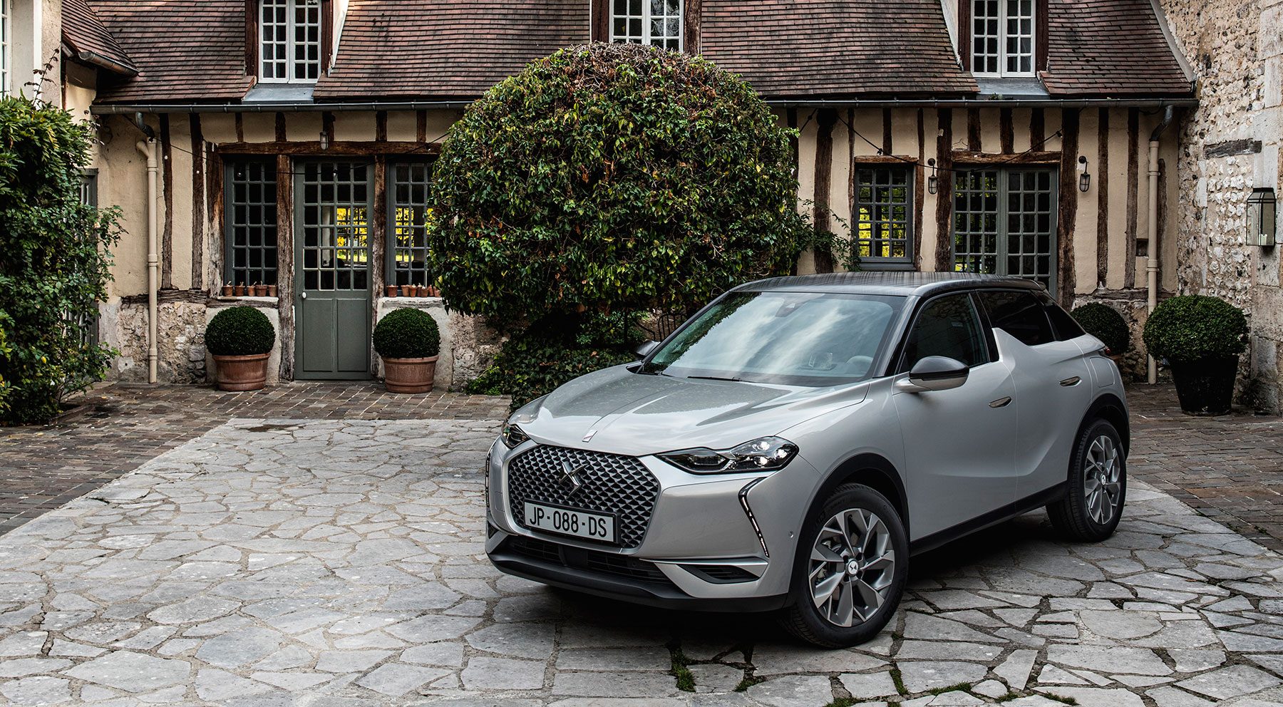 DS3 Crossback E-Tense