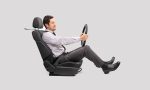 Las seis claves para saber cómo sentarse correctamente en el coche