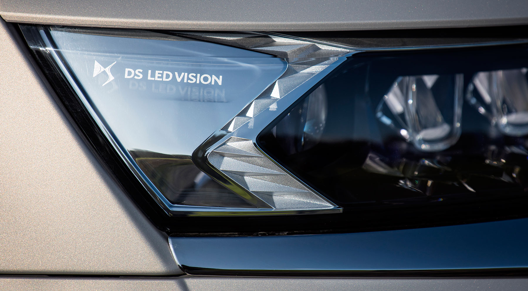 DS7 Crossback E-Tense