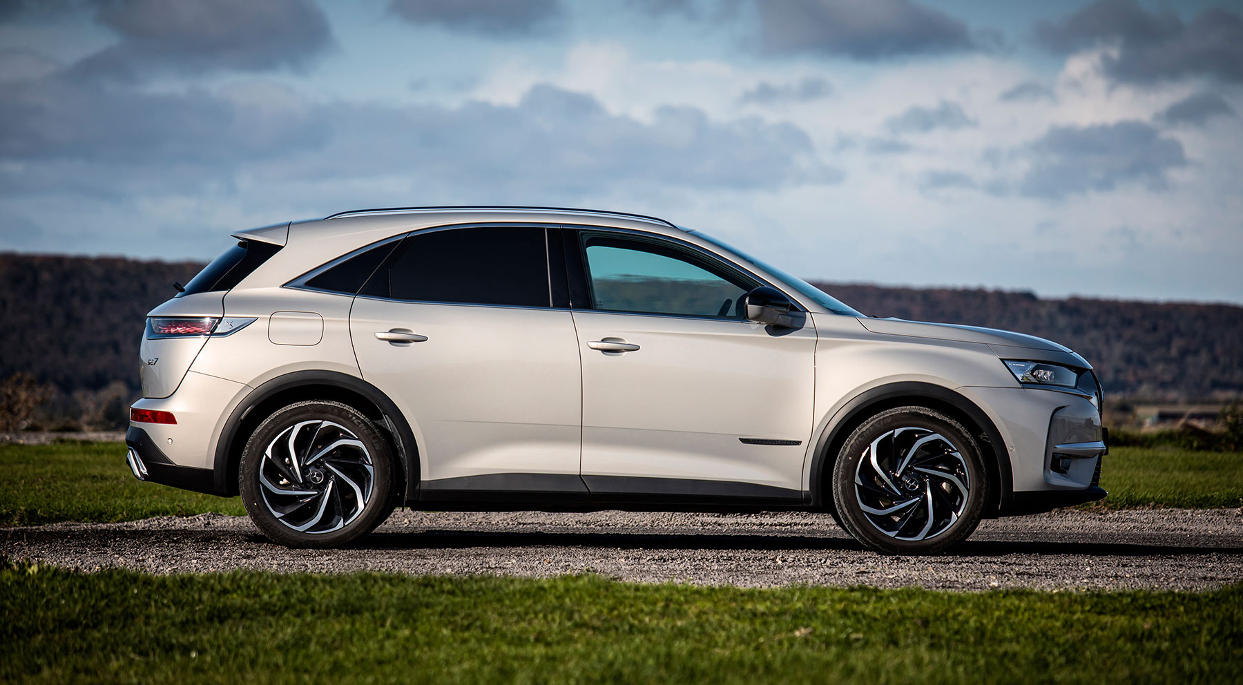 DS7 Crossback E-Tense