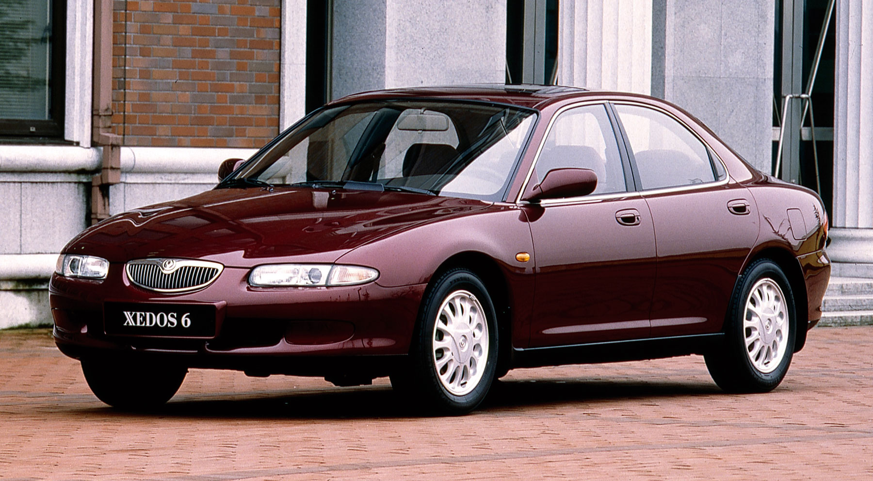 Mazda Xedos
