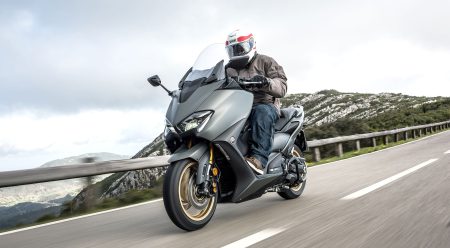 Yamaha TMax 560