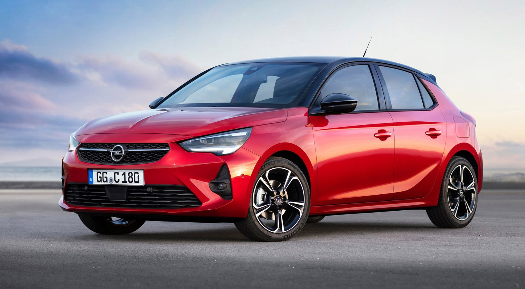 Opel Corsa // Desde 12.450 euros (14.770 con motor de 100 CV)