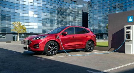 coches que se retrasan por el coronavirus