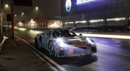 coches que se retrasan por el coronavirus