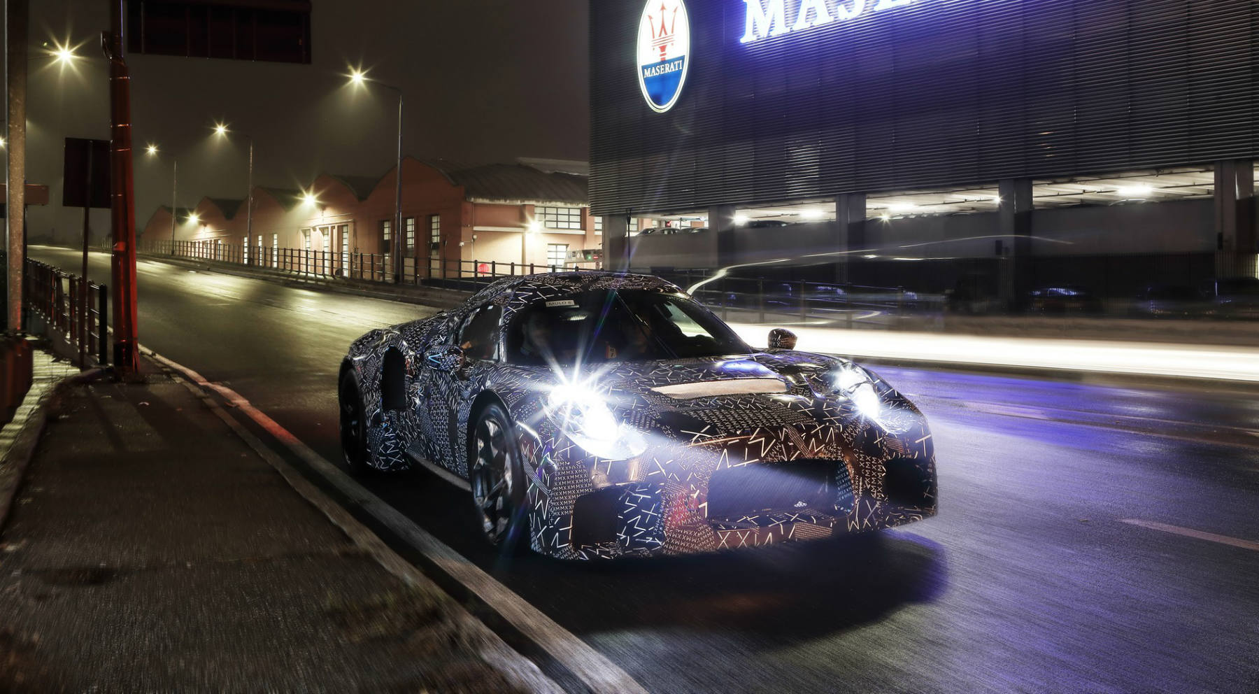 coches que se retrasan por el coronavirus