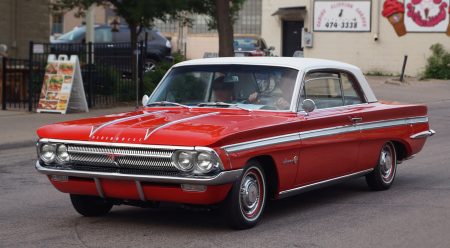 Oldsmobile F85 Cutlass Jetfire (1962) // Turbo