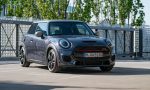 El Mini JCW se viste como su hermano GP, pero sin más potencia