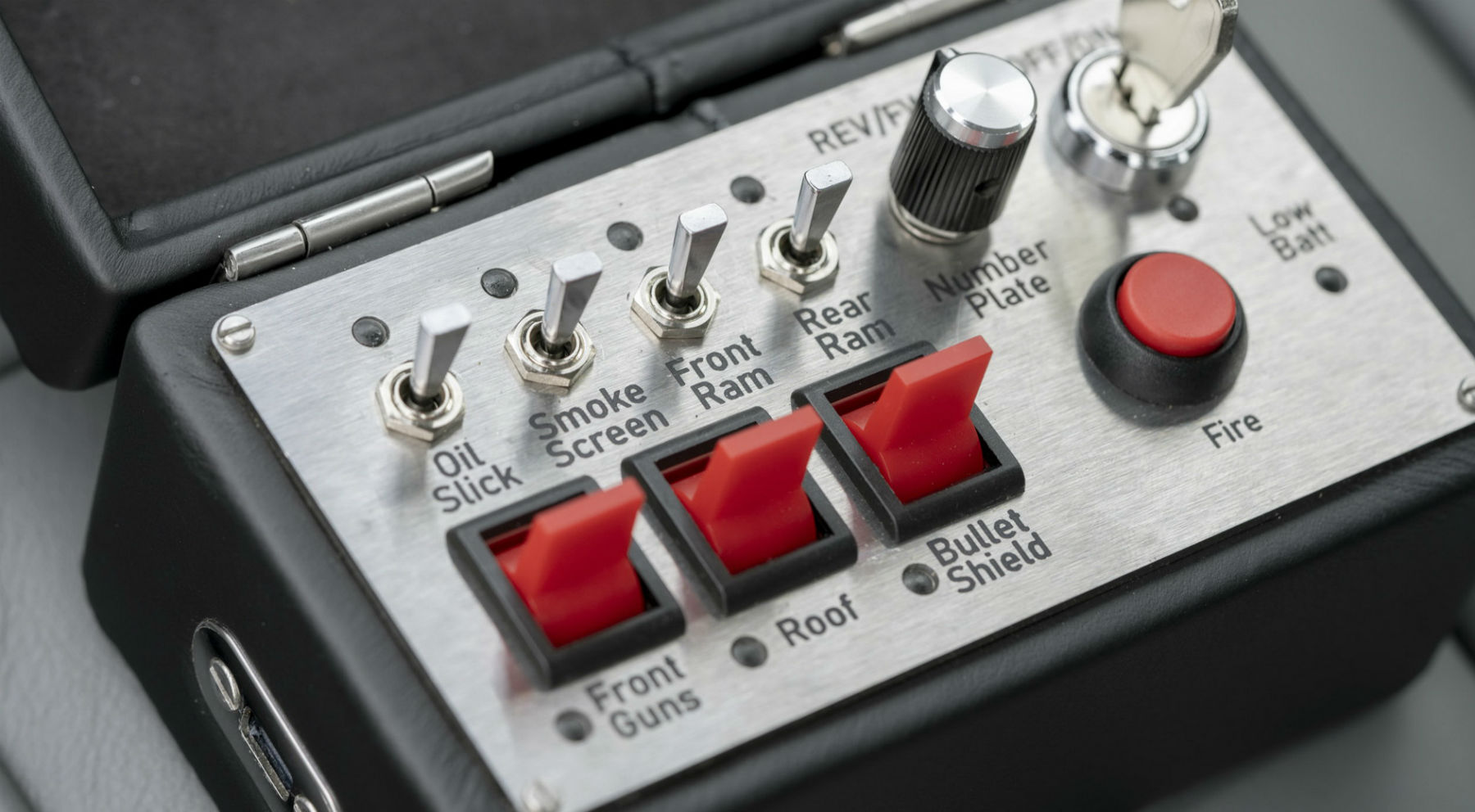 Aston Martin DB5 Goldfinger Continuation