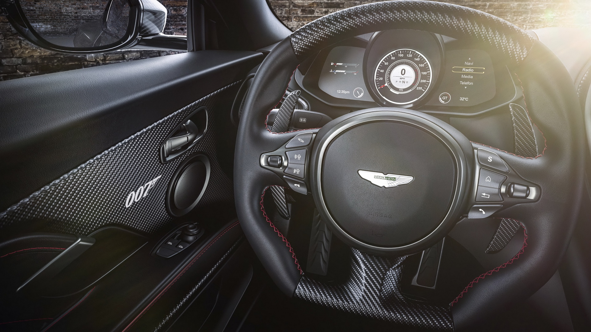Aston Martin DBS Superleggera y Vantage 007 Edition