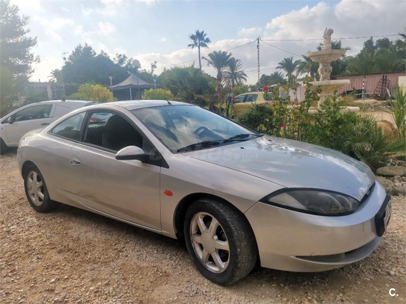 Ocho coches de ocasión por menos de 2.000 euros