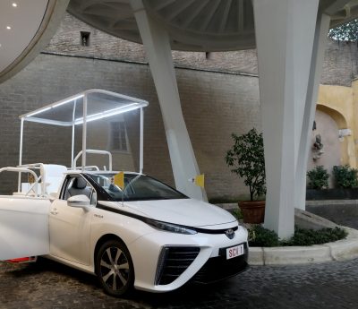 Toyota Mirai Papamovil