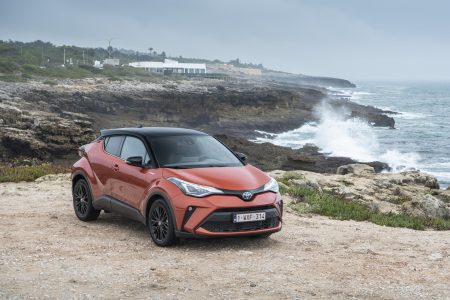 HÍBRIDOS / Toyota C-HR
