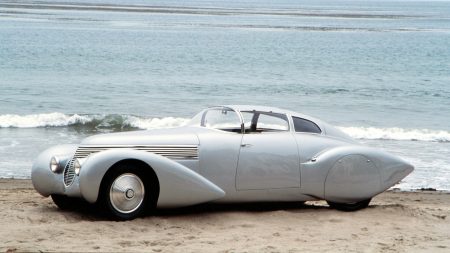 1937 / HISPANO-SUIZA XENIA DUBONNET