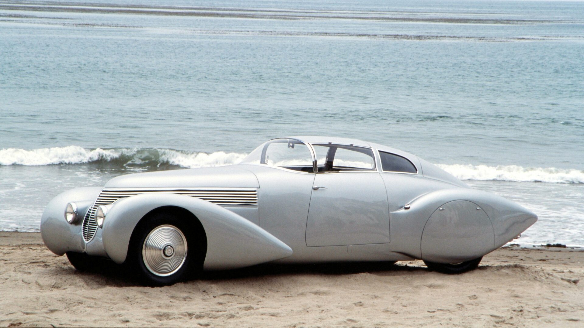 1937 / HISPANO-SUIZA XENIA DUBONNET