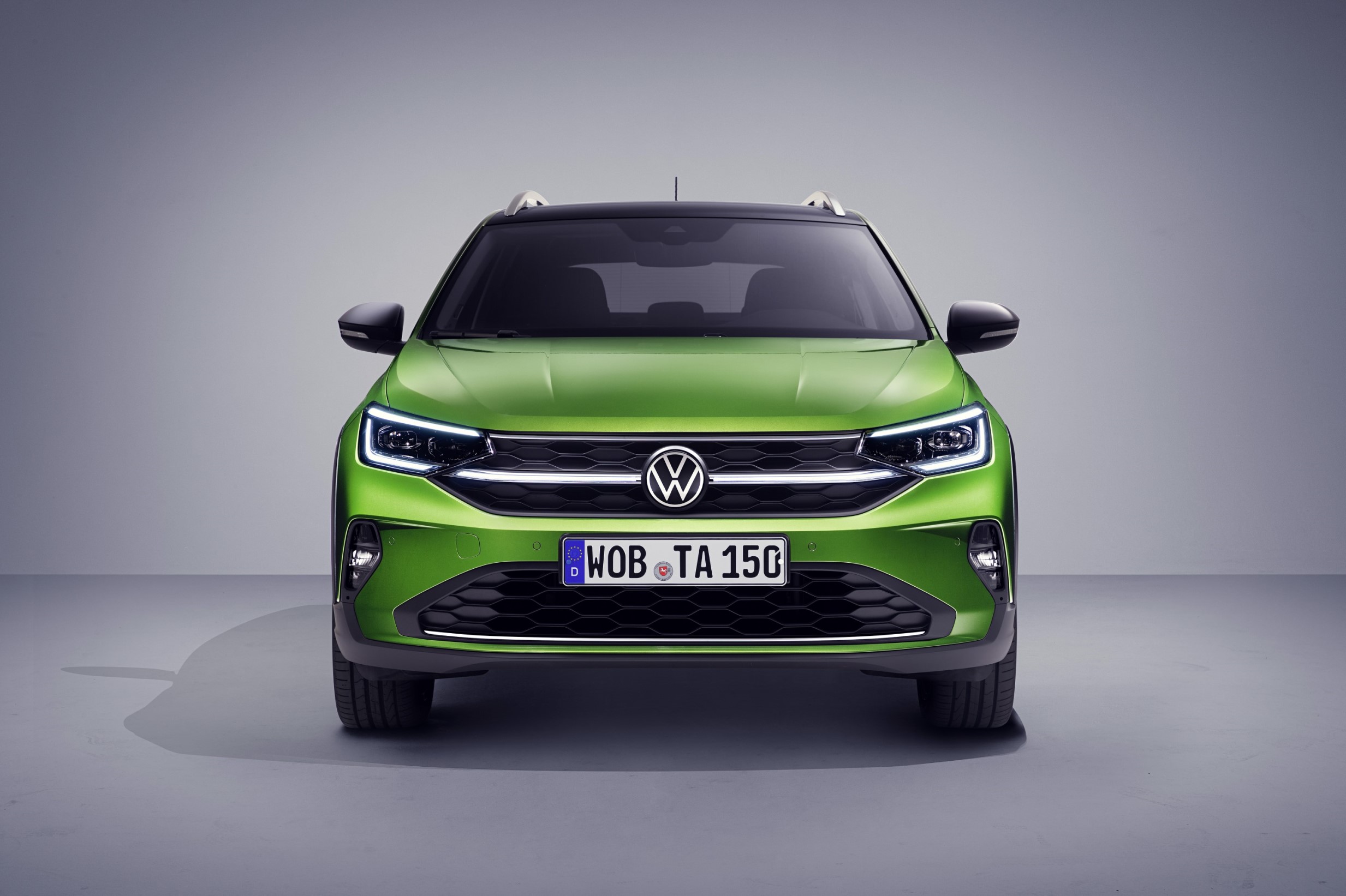 VOLKSWAGEN TAIGO frente verde