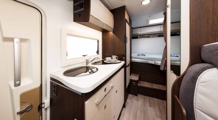 Benimar Tessoro 440 UP