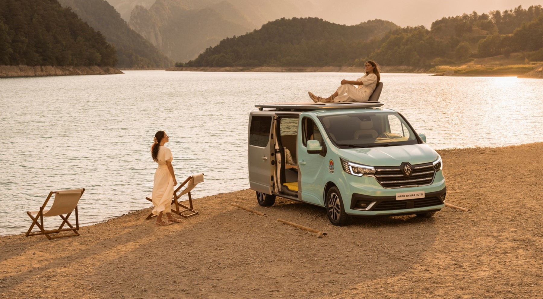 Renault Trafic Hippie Caviar Hotel