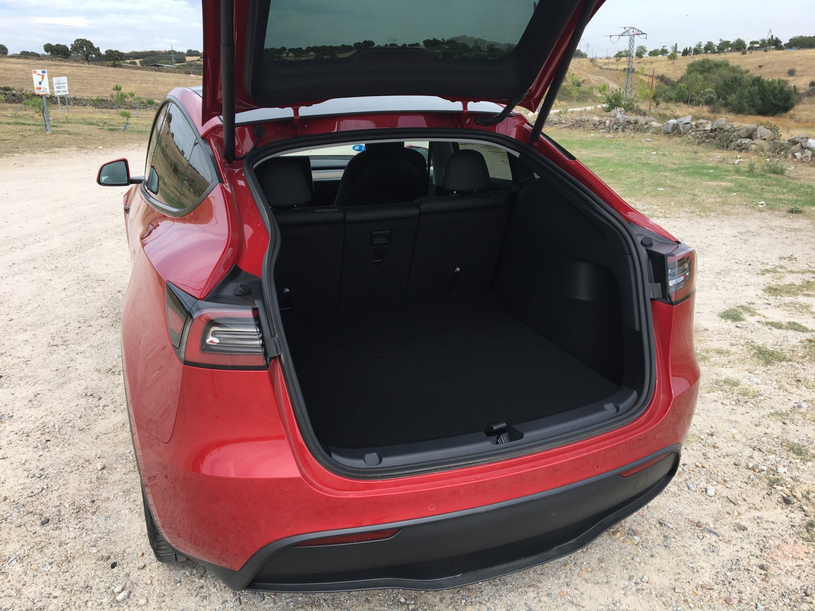 Tesla Model Y / Maletero