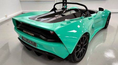 Baltasar Revolt // Pequeño y ágil