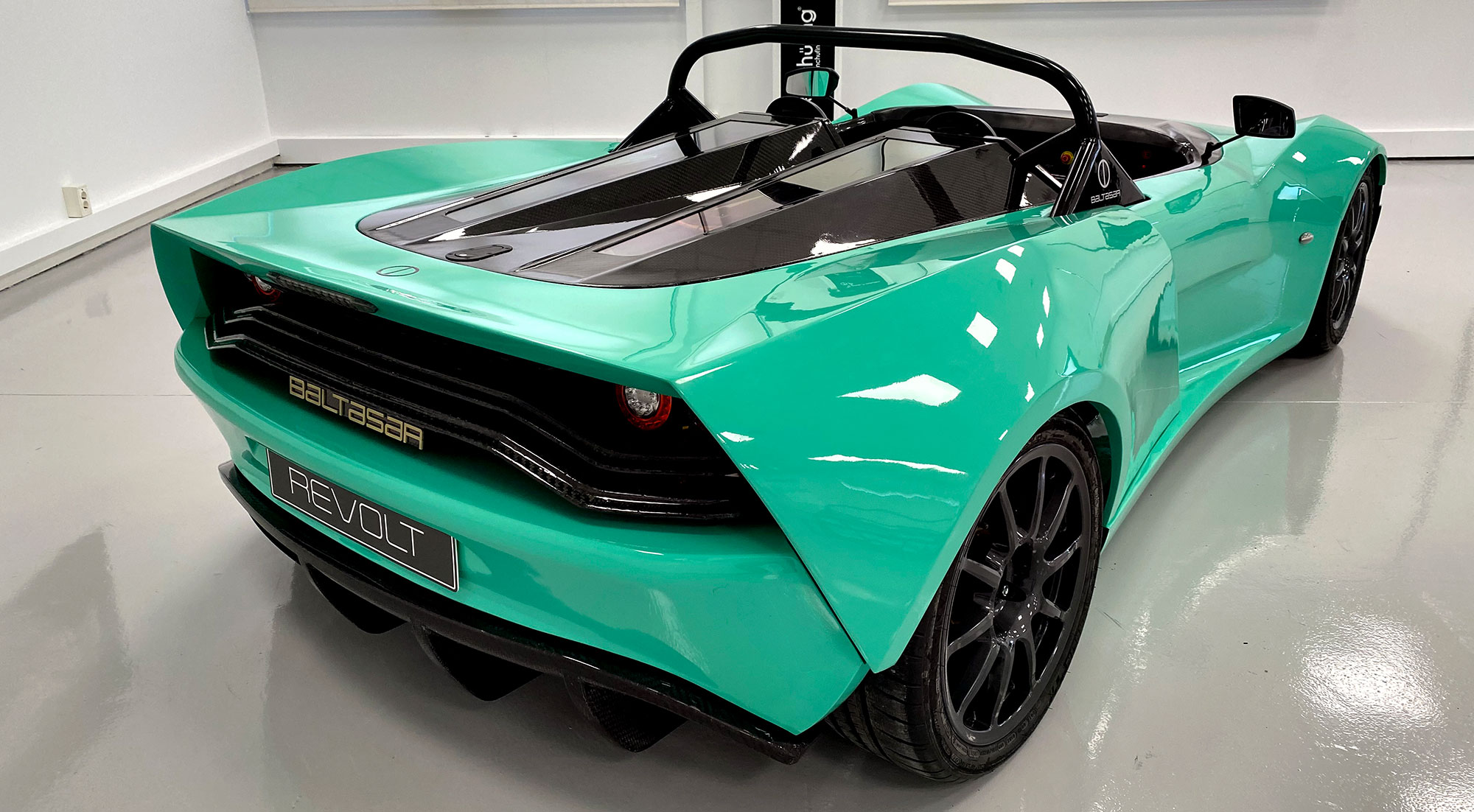 Baltasar Revolt // Pequeño y ágil