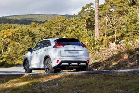 Mitsubishi Eclipse Cross / Bueno en carretera
