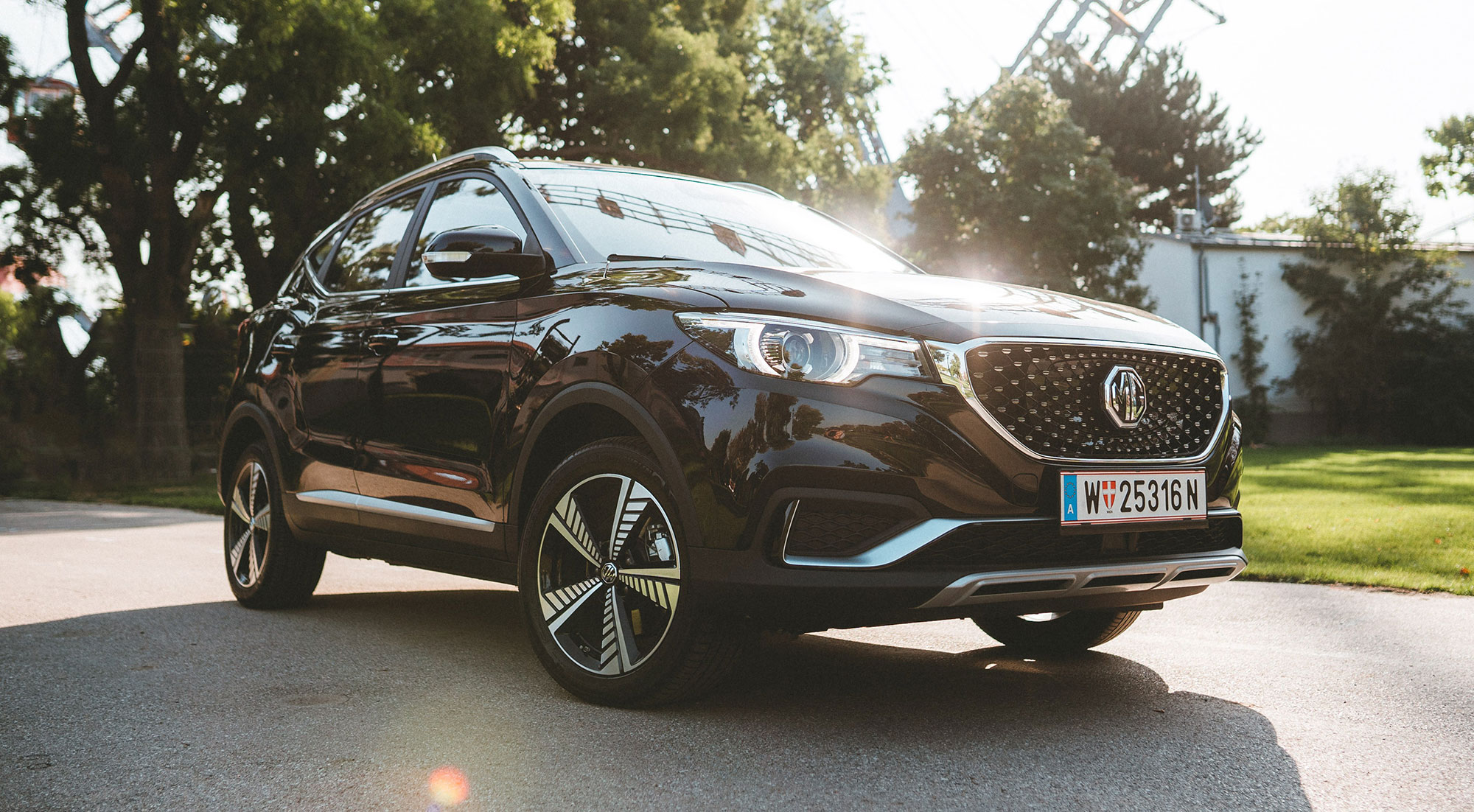 MG ZS EV // Desde 30.313 euros