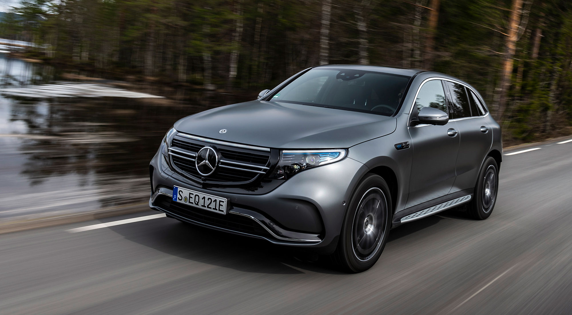 Mercedes EQC // 83.624 euros