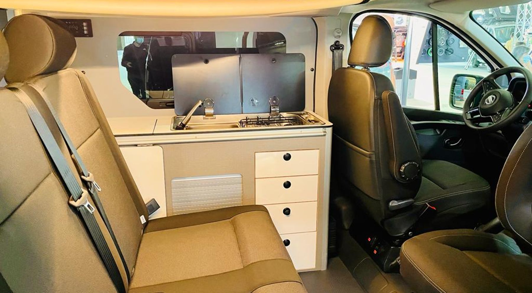 Nissan NV300 Camper